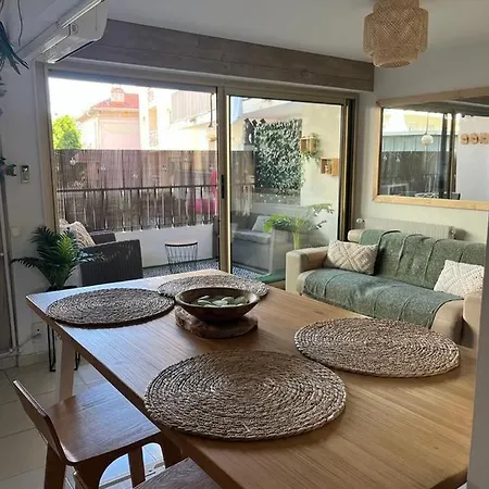 Appartement Centre De Les Pins 100m Plages Easy Check-in